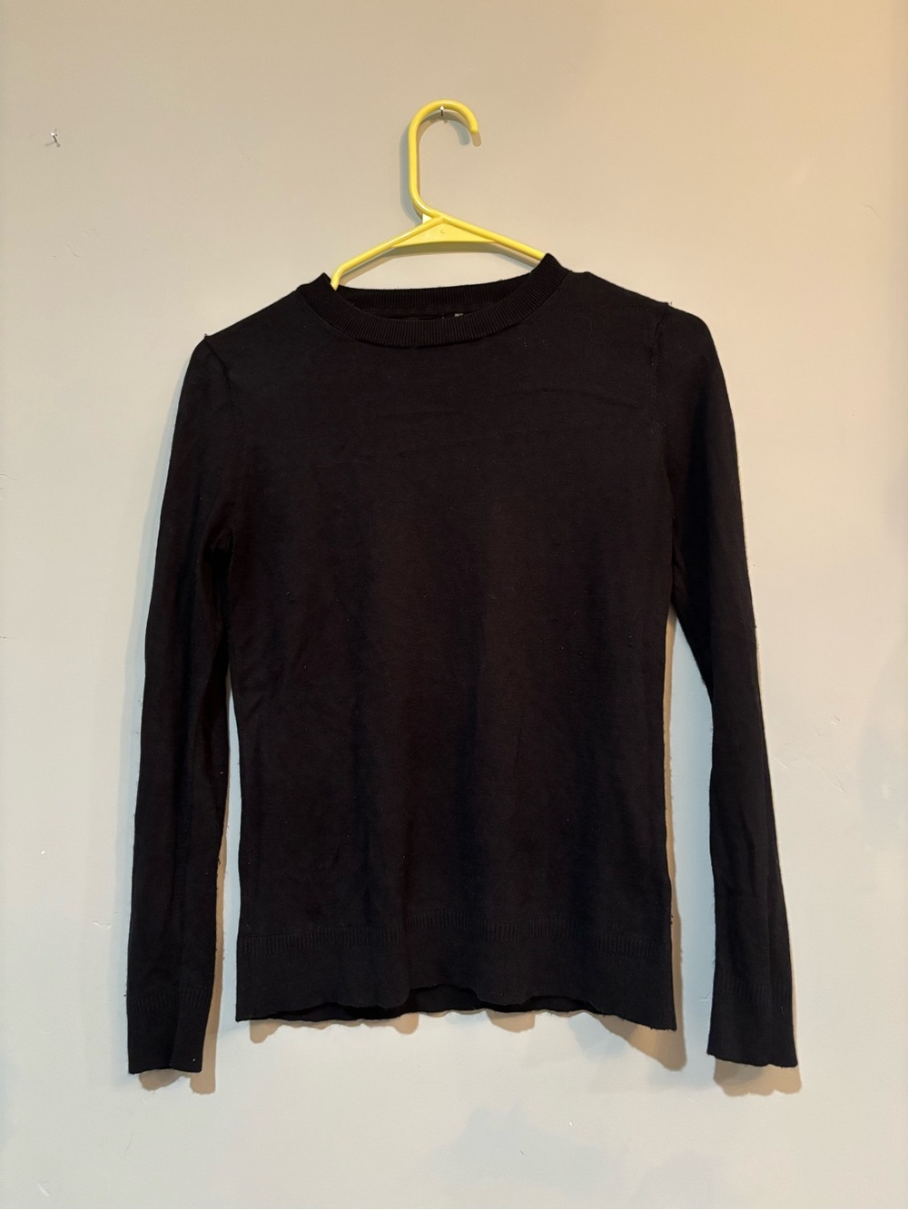 Banana Republic Black Long-Sleeve Silk Cashmere